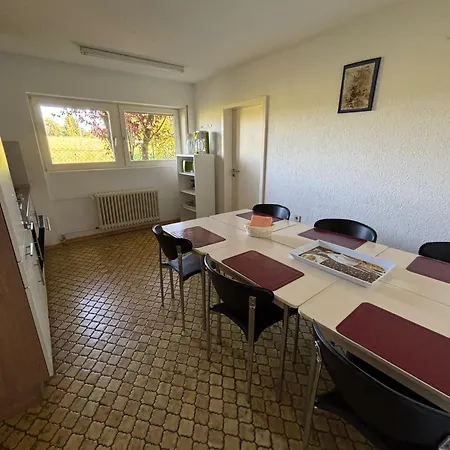 Apartmán Fuer Handwerker Und Gruppen- Grosse Mit Balkon Und Terrasse