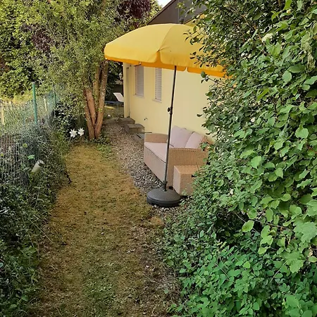 Fuer Handwerker Und Gruppen- Grosse Mit Balkon Und Terrasse شقة باد درهيم