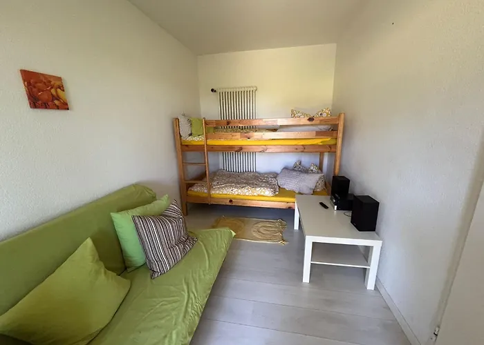 Fuer Handwerker Und Gruppen- Grosse Mit Balkon Und Terrasse