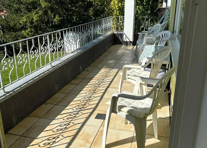 Apartmán Fuer Handwerker Und Gruppen- Grosse Mit Balkon Und Terrasse Bad Dürrheim